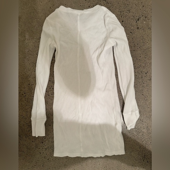 Wilfred Free Long Sleeved Henley Dress in White - Picture 3 of 3